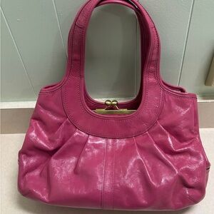 Coach Ergo - Barbie/Punk Pink Patent Leather With Kiss Lock (Circa 2008).